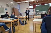 Referent vor der Klasse